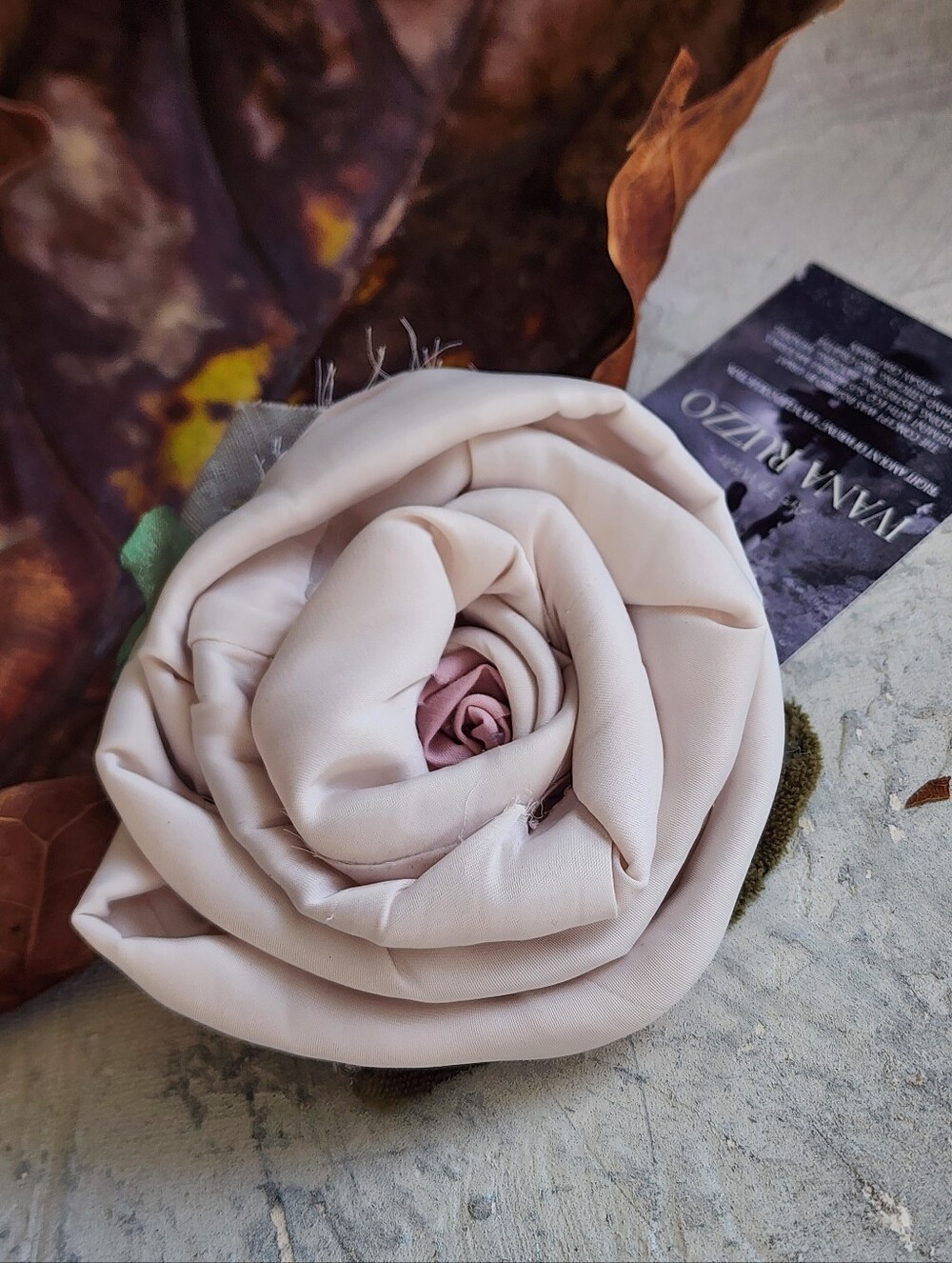 Shabby Chic Off-White Camellia Rose Cottage Flower Pin Leafe Cotton Silk